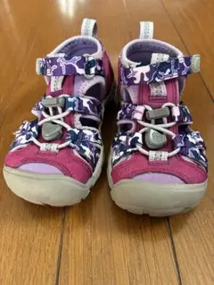 keen キッズサンダル ピンク 紫 ストラップ付き