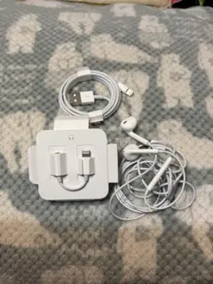 iPhone イヤホンなど3点セット