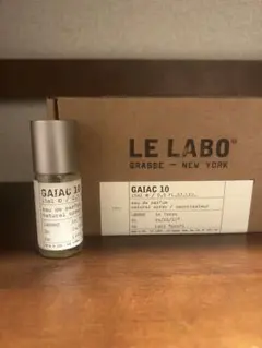 美品ルラボLE LABO GAIAC 10 ガイアック15ml オードパルファム