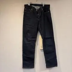 Levi's ダークブルー ストレートデニム