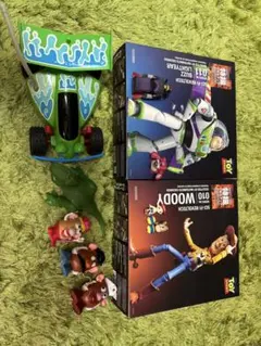 特撮リボルテック No.010 ウッディ 、No.011バズ、RC、他オマケ付き 特撮リボルテック No.010 ウッディ 、No.011バズ、RC、他オマケ付き