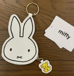 ミッフィー ダイカット フェイス コインケース