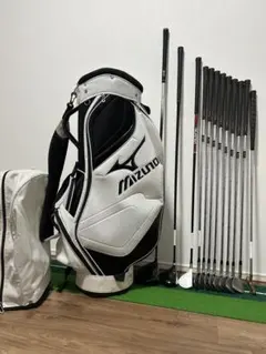 Item thumbnail for item 18179828-253a-44c3-953d-25de3d51f83e