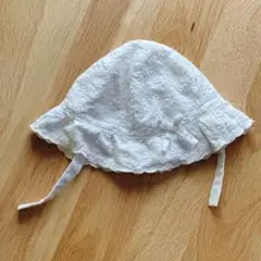 Next 刺繍入りベビー帽子 ホワイト 3-6ヶ月