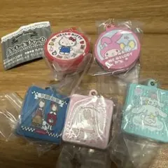 サンリオキャラクターズ　クッキー缶チャーム　コンプセット