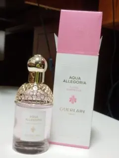 cali≠gari】「憧憬、睡蓮と向日葵」 オードトワレ 50ml ② - メルカリ