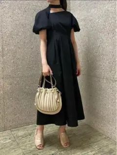 【新品未使用タグ付き】CELFORD ロングワンピース バルーン袖 半袖　黒