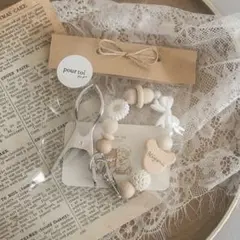 Item thumbnail for item 5a0ed550-e66b-42e8-b003-d3ded1a688f4