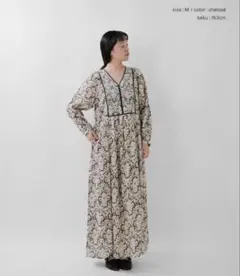 美品】ヌキテパ 小花柄 オールインワン Mサイズ - メルカリ