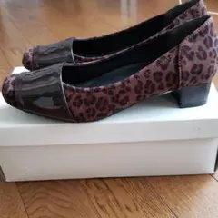 Padourouge　豹柄　パンプス