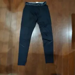 UNDER ARMOUR レギンス