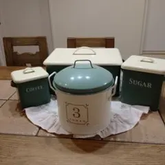 美品　Many ロココ　ストロベリーホーロー鍋 キャニスター　ストッカー　琺瑯 美品 Many ロココ ストロベリーホーロー鍋 キャニスター ストッカー