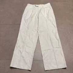 Burberry London バーバリー　チノパン　パンツ　アイボリーのサムネイル