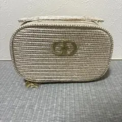 DIOR ノベルティ 2025ホリデー限定 ゴールドポーチ