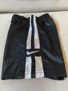 Nike ブラック ハーフパンツ 2T