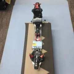 Item thumbnail for item f8abaea1-e9b8-4e88-8dbf-063f57792420