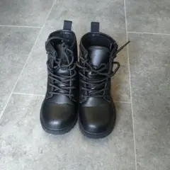 Hawkins キッズ ブーツ ブラック　19㌢のサムネイル