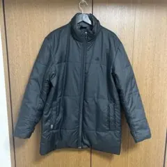 adidas ブラック ダウンジャケット