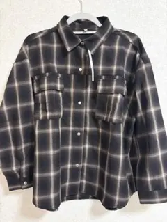 coca チャック柄スナップボタンシャツ　M