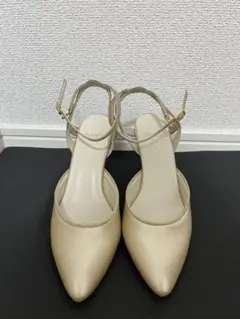 AIMER アンクルストラップ パンプス ゴールドのサムネイル