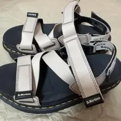 Dr. Martens 厚底サンダルのサムネイル