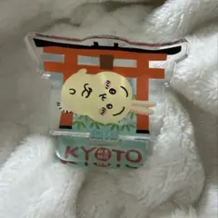 ちいかわ アクリルスタンド 京都 伏見稲荷 うさぎ　ちいかわもぐもぐ本舗