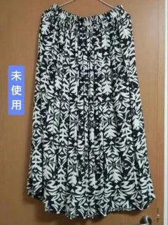 【未使用】 TOPVALU レディース フレアプリーツ ロングスカートのサムネイル
