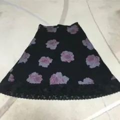 【美品】レストローズ バラ花柄スカート