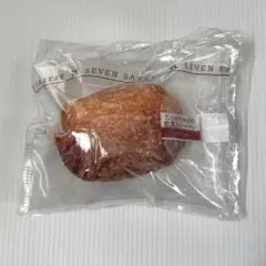 セブンイレブン　Happyくじ　C賞　パンポーチ　たっぷりルウの欧米カレーパン