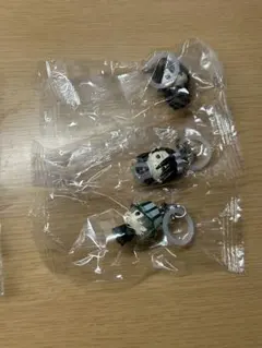 BLEACH めじるしアクセサリー1 朽木白哉 朽木ルキア 浦原喜助