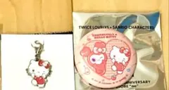 新品　TWICEチェンブリー　ハローキティ　缶バッジ チャーム　2点　チェヨン