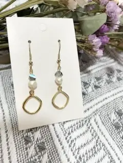 No.35 ハンドメイド　ピアス