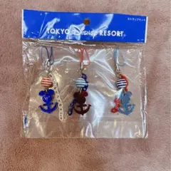 新品未使用　未開封　ディズニーランド　ストラップセット