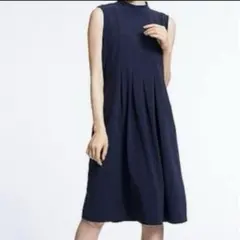 UNIQLO ワンピース　ハイネック　ノースリーブ　ネイビー