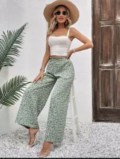 新品 美品 未使用 フレアパンツ ガウチョ ワイドパンツ 花柄 薄手 緑 L