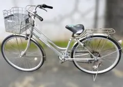 【引き取り限定】ノーパンク自転車 CHACLE シティサイクル シルバーのサムネイル