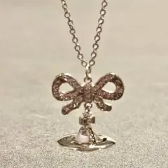 Vivienne Westwood オクタヴィ リボン オーブネックレス - メルカリ