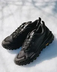 gore-tex スニーカー