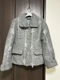 グレー刺繍入りモヘヤジャケット