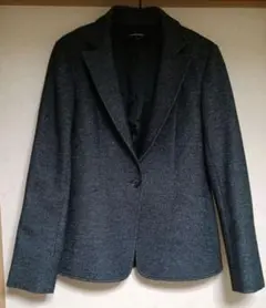 グレー テーラードジャケット（秋冬）