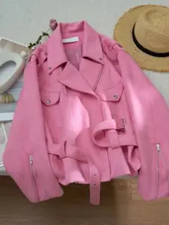 レディース鮮やかピンクスエードライダースジャケット✭デートや女子会におすすめ