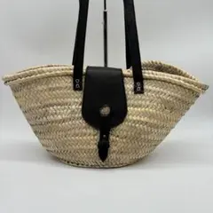 Item thumbnail for item 2e34df0a-f19f-4347-a362-909a451610fd