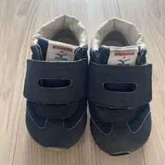 【ミキハウス×ミズノ　スニーカー】