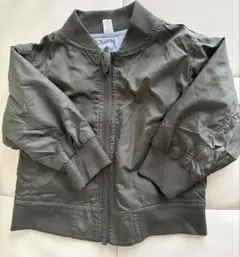 西松屋　オリーブグリーン ジップアップジャケット 80