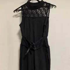 ブラックレースハイネックドレス