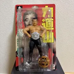 日本プロレス界の父　力道山フィギュア Amazon | 力道山 フィギュア イベント50個 セピアカラー 2体 日本