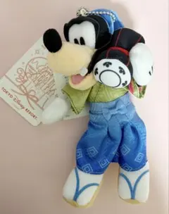 グーフィー　ぬいぐるみバッジ　2018年戌年　キーホルダー　東京ディズニー