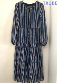 【新品】TRUBE 長袖ロングワンピース　ブルー　フリーサイズ　ゆったり　透け感