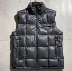 プラダ PRADA グレー キルティング ダウンベスト