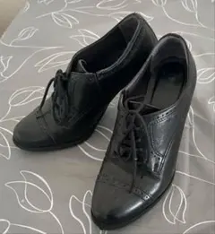 美品ダイアナDIANA黒 レザー ヒール付きレースアップシューズ21.5cm